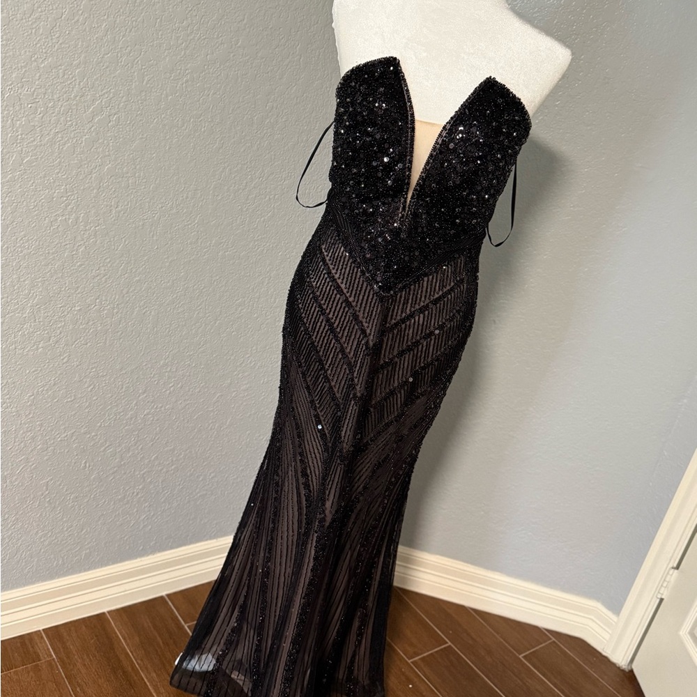 Elegant Black Sequin Gown